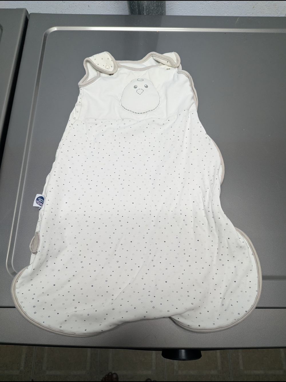 Nested Bean Sleep Sack – White/Gray Star Print ⭐️